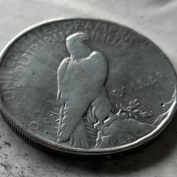 1924 Silver Peace Dollar - Picture 2 of 4